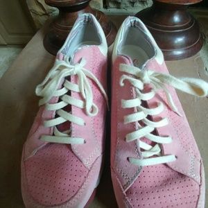 Simple sneaker/shoes size 10